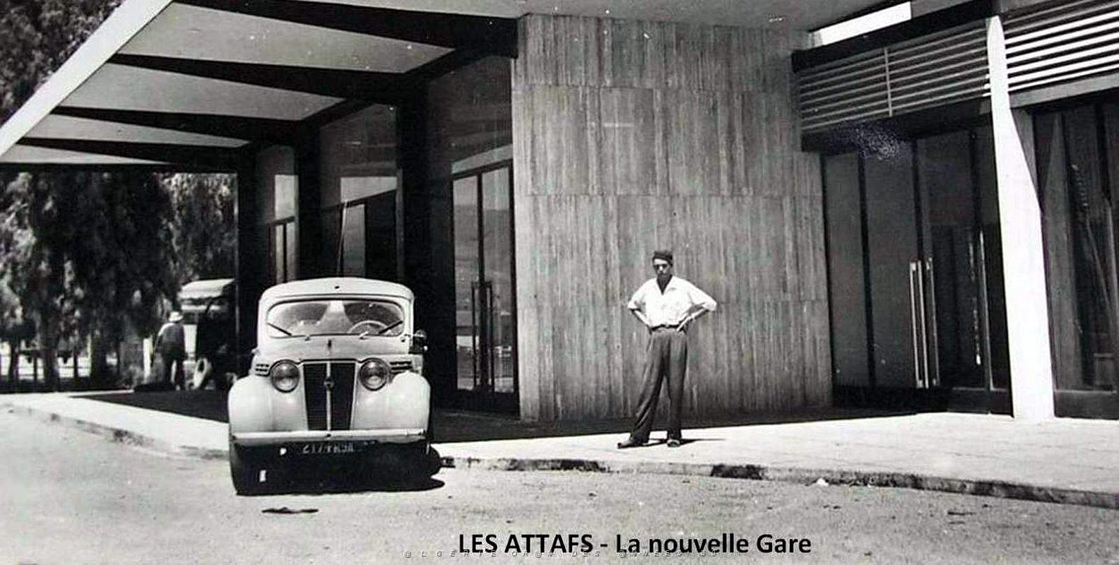 925- Les Attafs - La nouvelle gare2.jpg